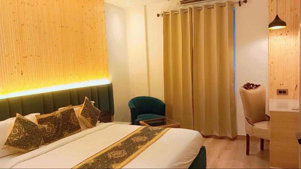 Hotel King'S Way Amritsar Exterior foto