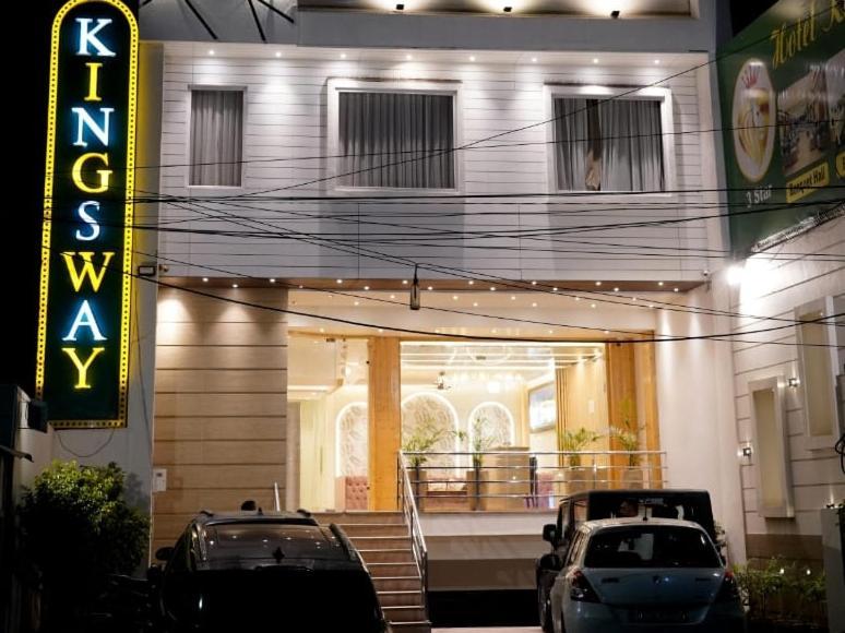 Hotel King'S Way Amritsar Exterior foto