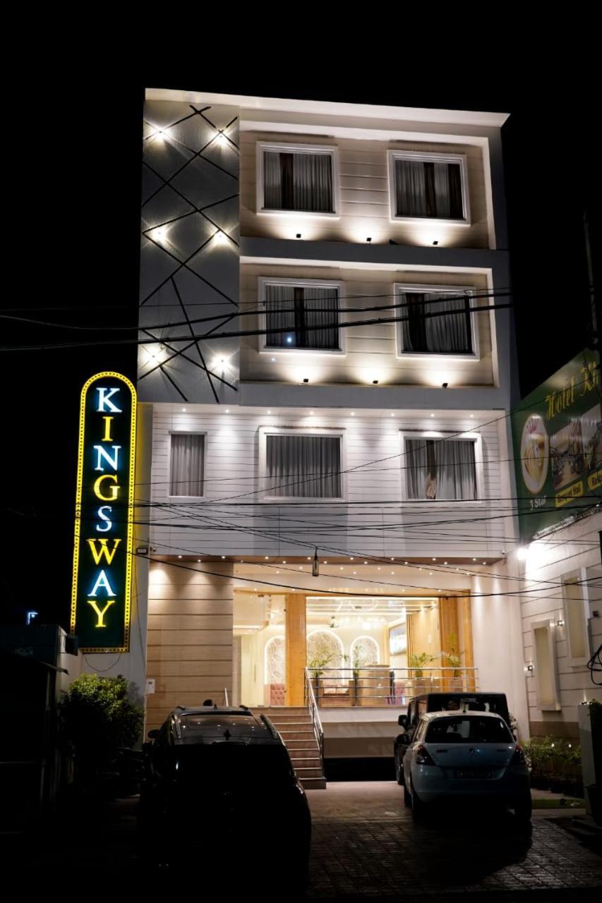 Hotel King'S Way Amritsar Exterior foto